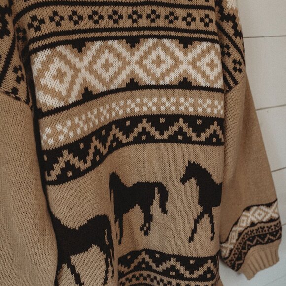 New Horse Aztec Western Native Knit Soft Oversized Sweater Womens - Picture 5 of 6